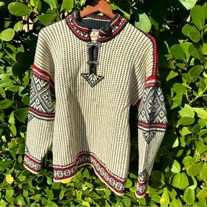 Dale of Norway sweater size Medium.Excellent condition.